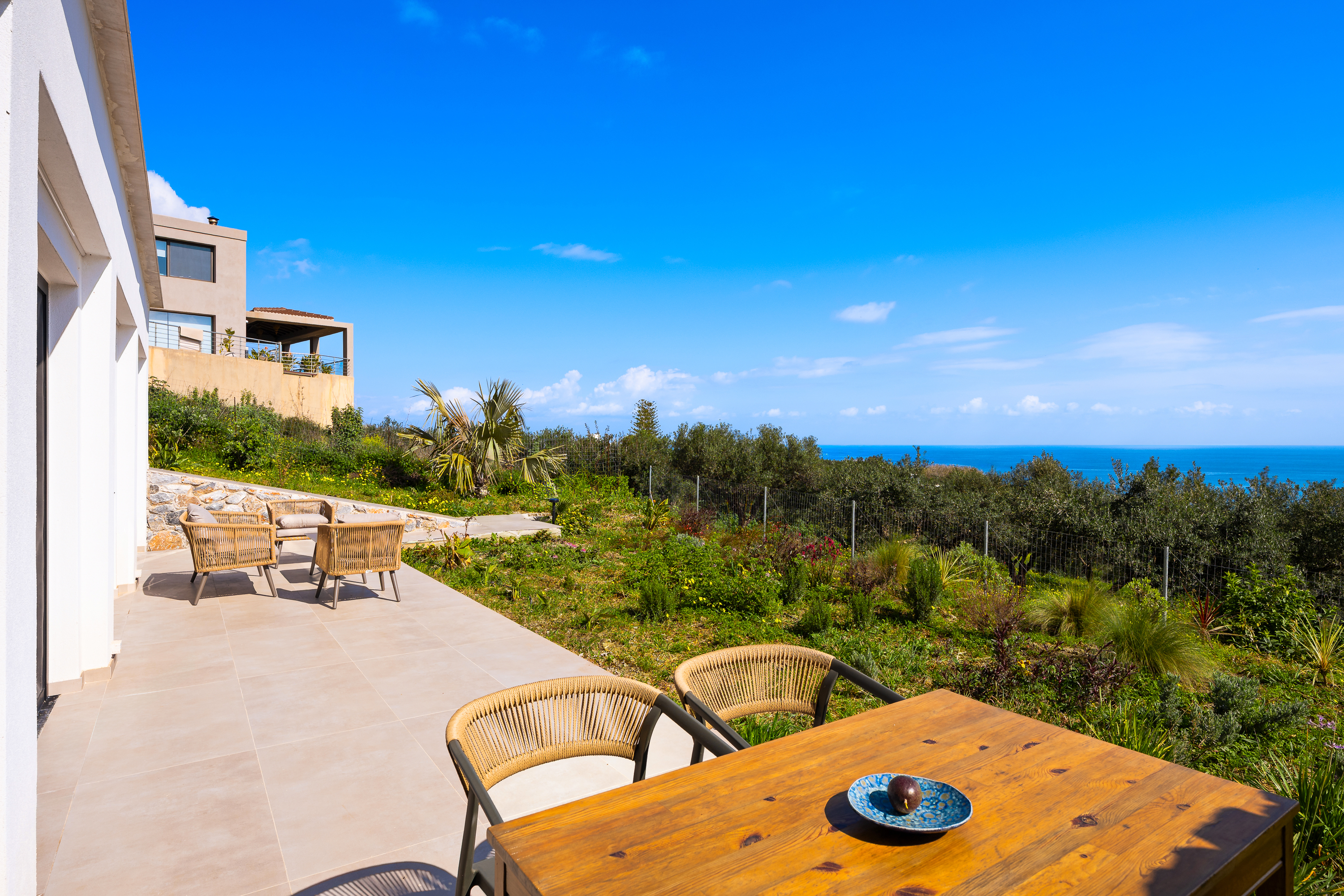 Wide terrace and sea view